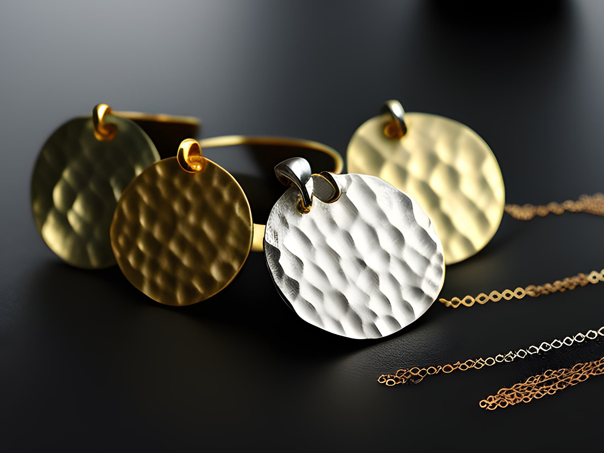 Bijoux martelés